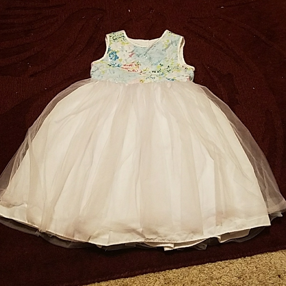Girls size 6 dress